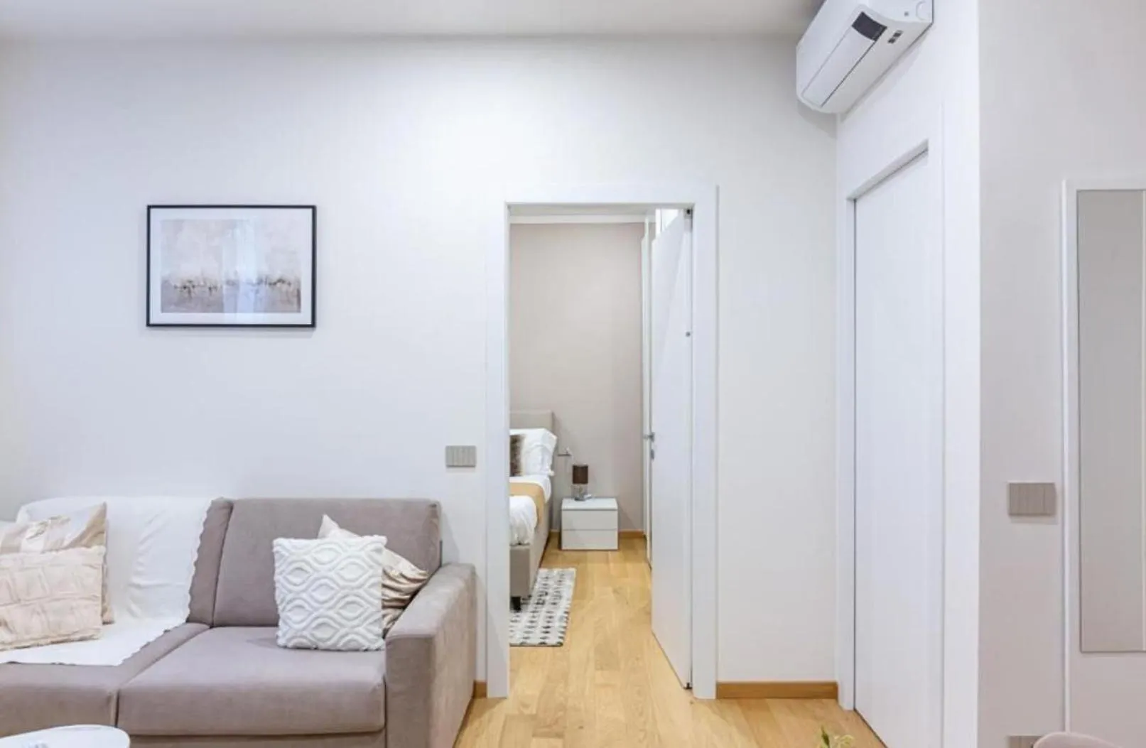 Apartment Casati Central Station Metro M1, M2, M3 Milan