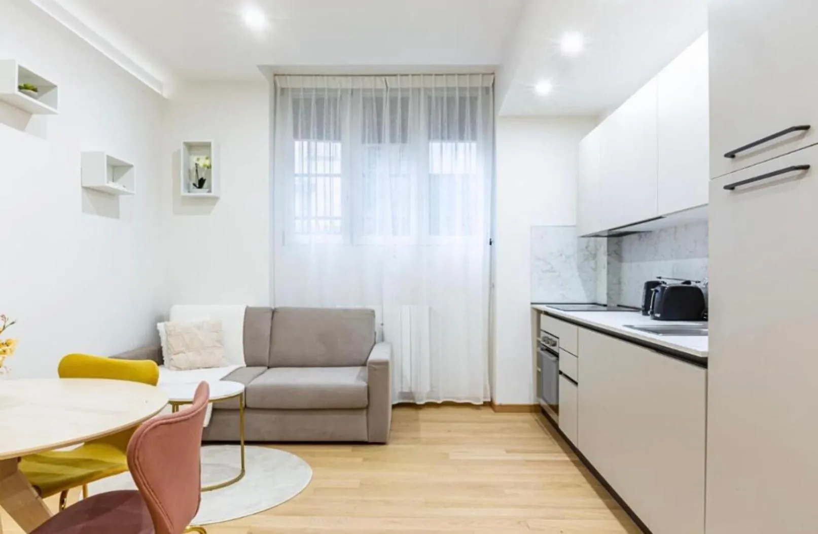 Apartment Casati Central Station Metro M1, M2, M3 Milan